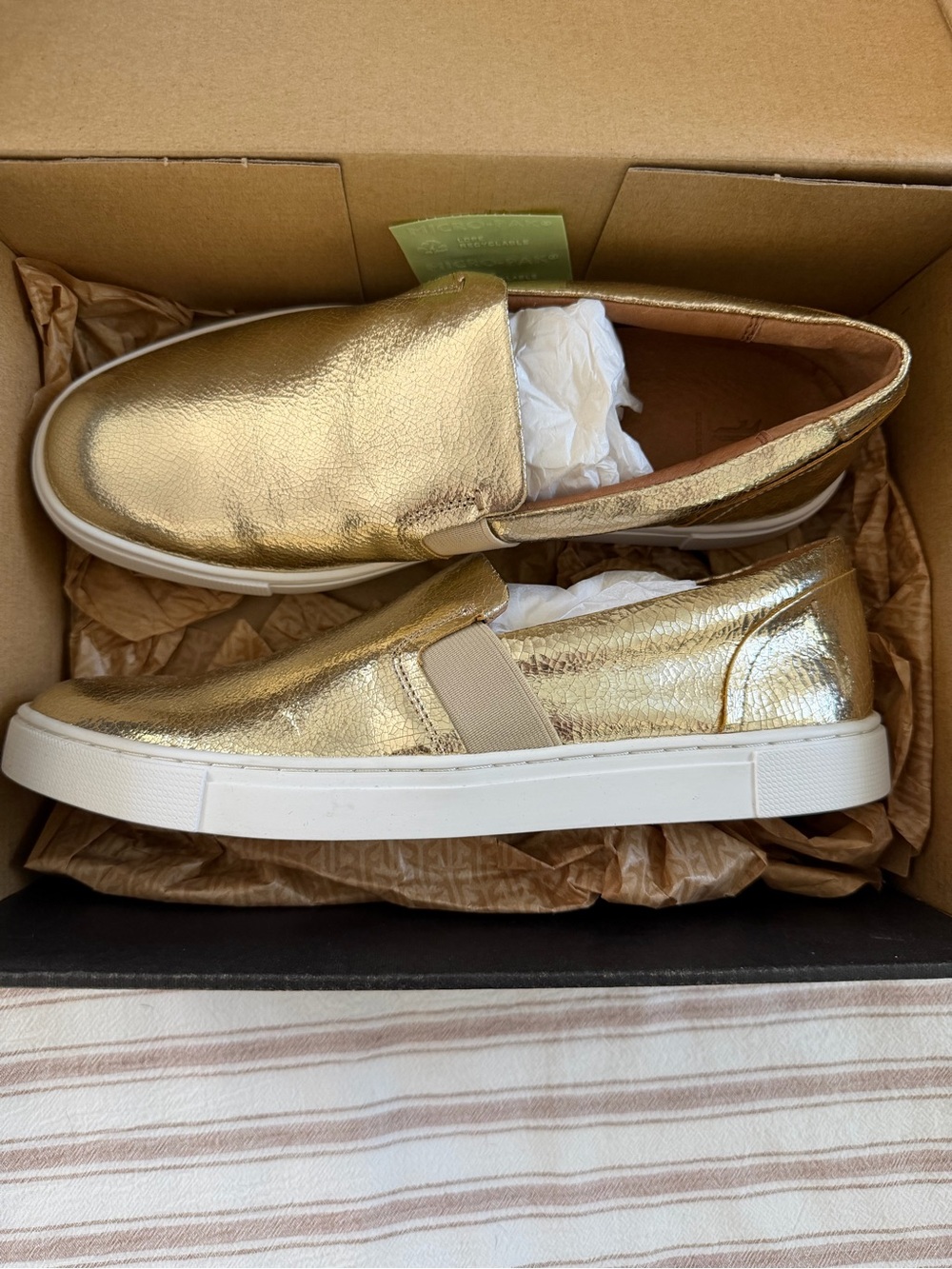 Frye Women’s Ivy Metallic Gold Leather Sneakers